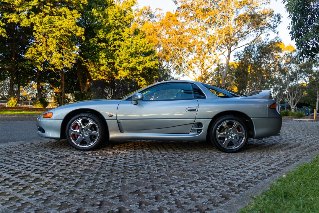 1997 Mitsubishi 3000GT Series 3 - Image 14 of 31