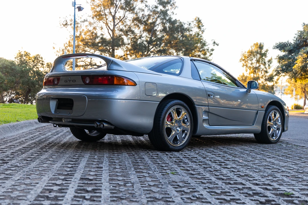 1997 Mitsubishi 3000GT Series 3 - Image 8 of 31