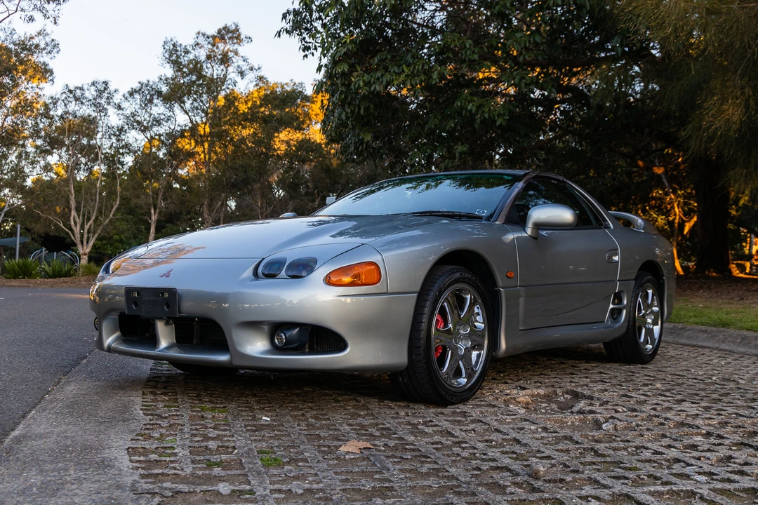 1997 Mitsubishi 3000GT Series 3 - Image 2 of 31