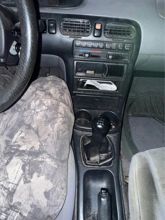1997 Mazda - Image 7 of 7
