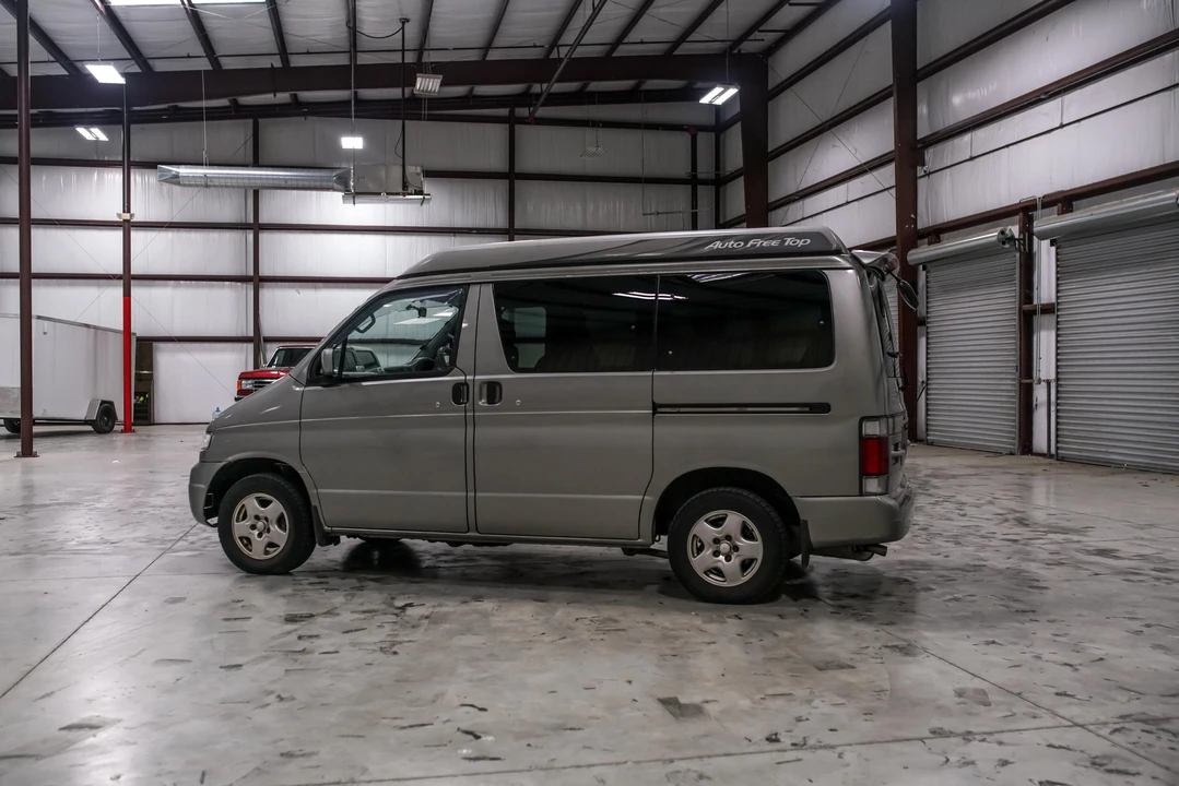1997 Mazda Bongo 3rd Gen - Image 13 of 31