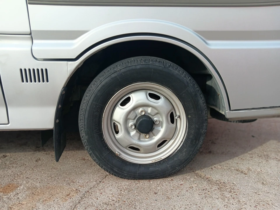 1997 Mazda Bongo 3rd Gen - Image 21 of 31