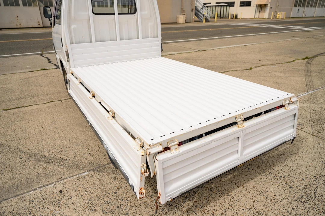 1997 Mazda Bongo 3rd Gen - Image 16 of 31
