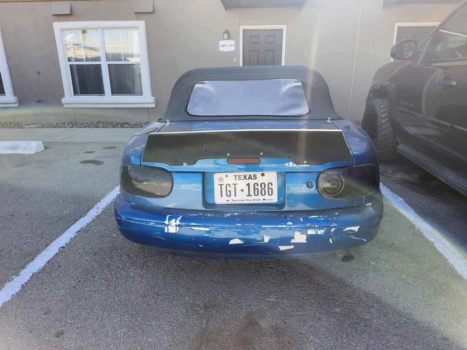 1997 Mazda NA MX-5 Miata - Image 3 of 4