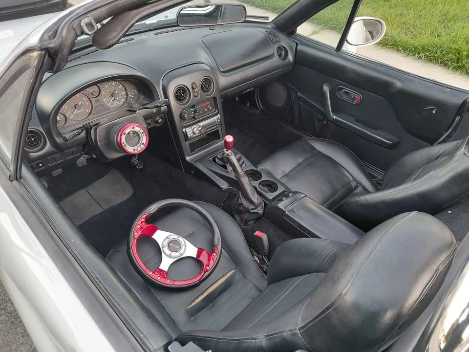 1997 Mazda NA MX-5 Miata - Image 14 of 14