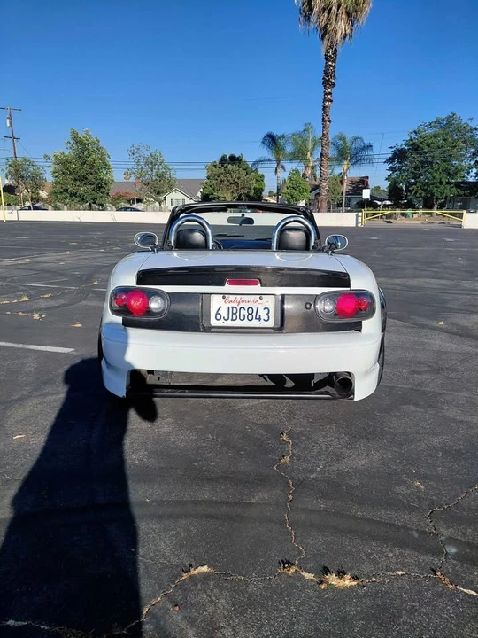 1997 Mazda NA MX-5 Miata - Image 6 of 14