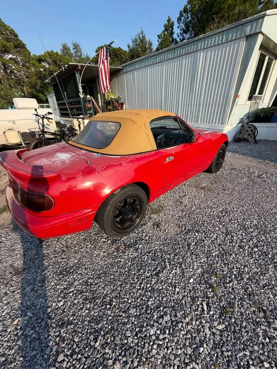 1997 Mazda NA MX-5 Miata - Image 3 of 15