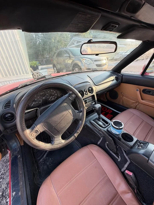 1997 Mazda NA MX-5 Miata - Image 9 of 15