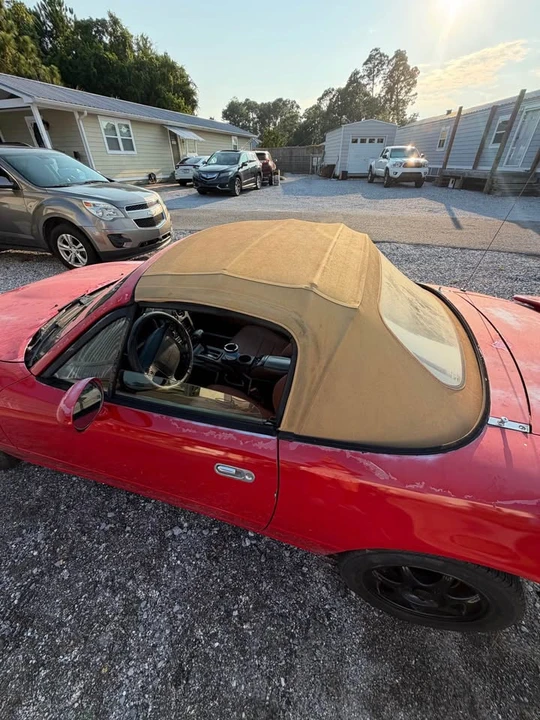 1997 Mazda NA MX-5 Miata - Image 5 of 15