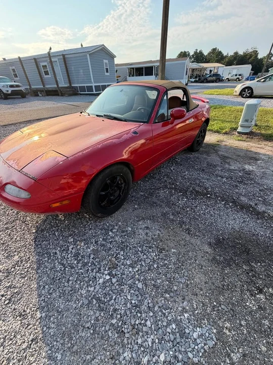 1997 Mazda NA MX-5 Miata - Image 2 of 15