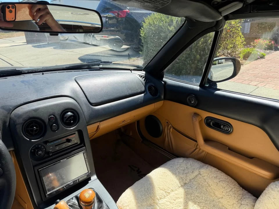 1997 Mazda NA MX-5 Miata - Image 7 of 8