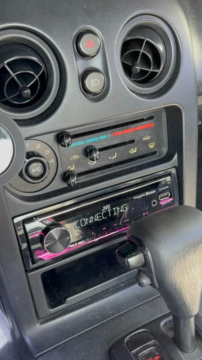 1997 Mazda NA MX-5 Miata - Image 3 of 5