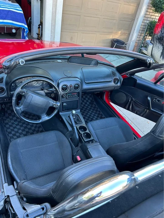 1997 Mazda NA MX-5 Miata - Image 2 of 9