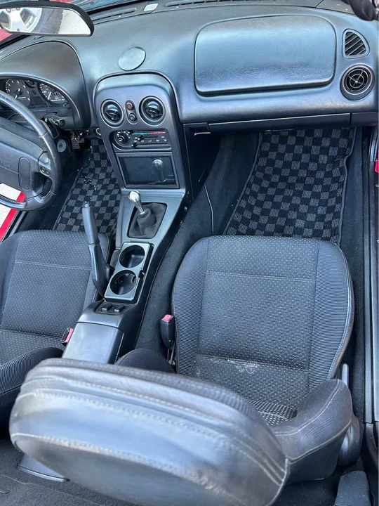 1997 Mazda NA MX-5 Miata - Image 9 of 9
