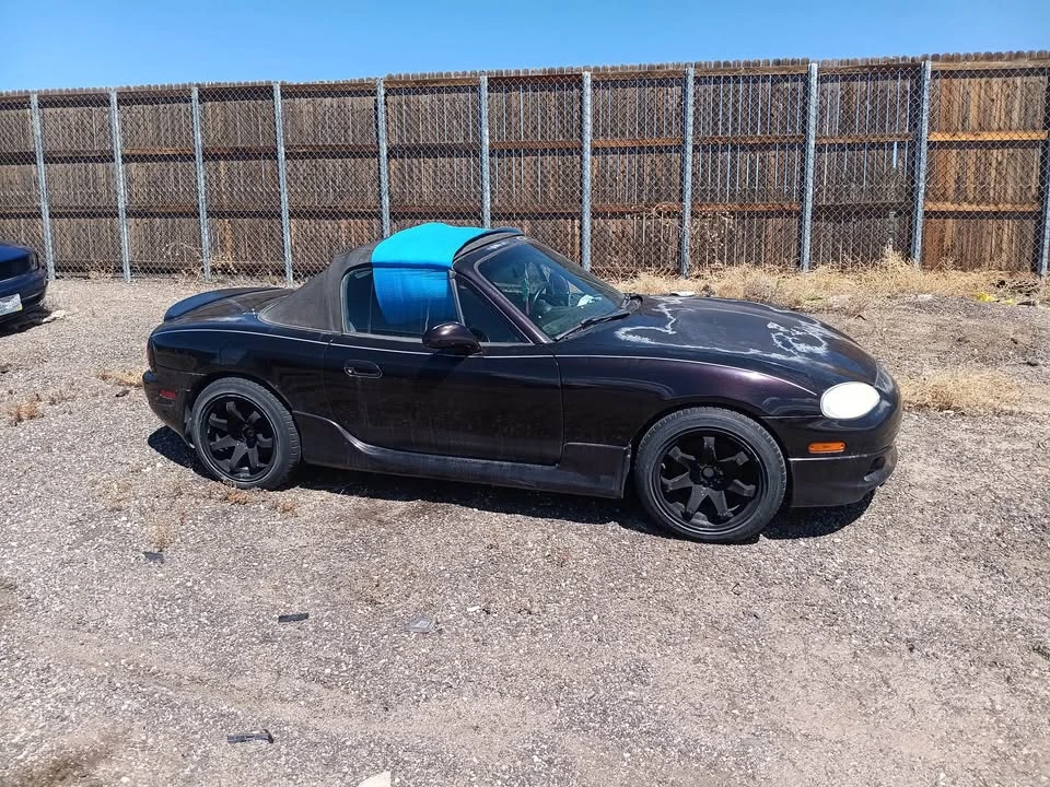 1997 Mazda NA MX-5 Miata - Image 5 of 10