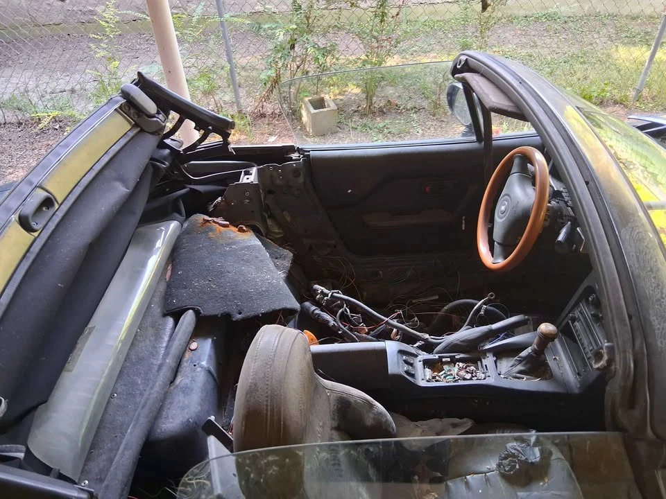 1997 Mazda NA MX-5 Miata - Image 3 of 8