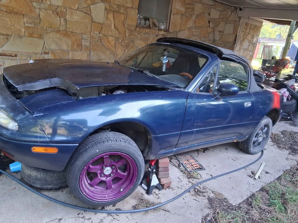 1997 Mazda NA MX-5 Miata - Image 5 of 8