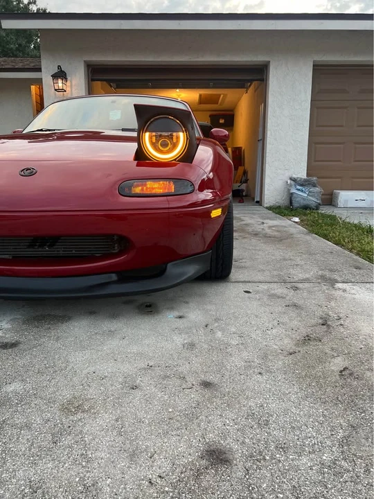 1997 Mazda NA MX-5 Miata - Image 5 of 9