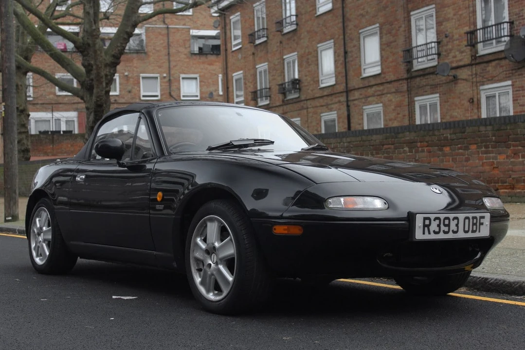 1997 Mazda NA MX-5 Miata - Image 13 of 30
