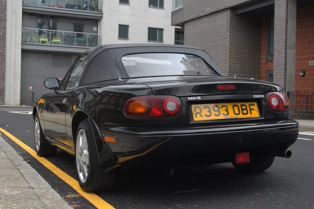 1997 Mazda NA MX-5 Miata - Image 14 of 30