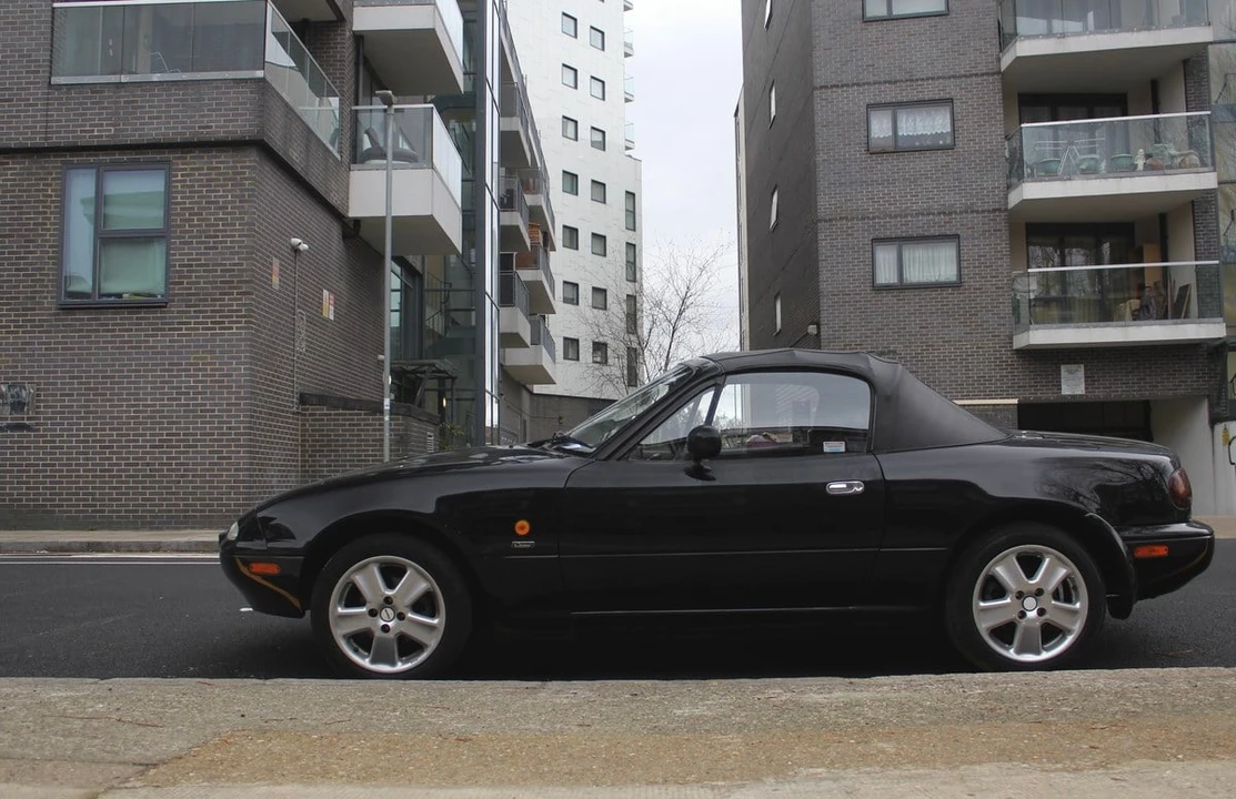 1997 Mazda NA MX-5 Miata - Image 21 of 30