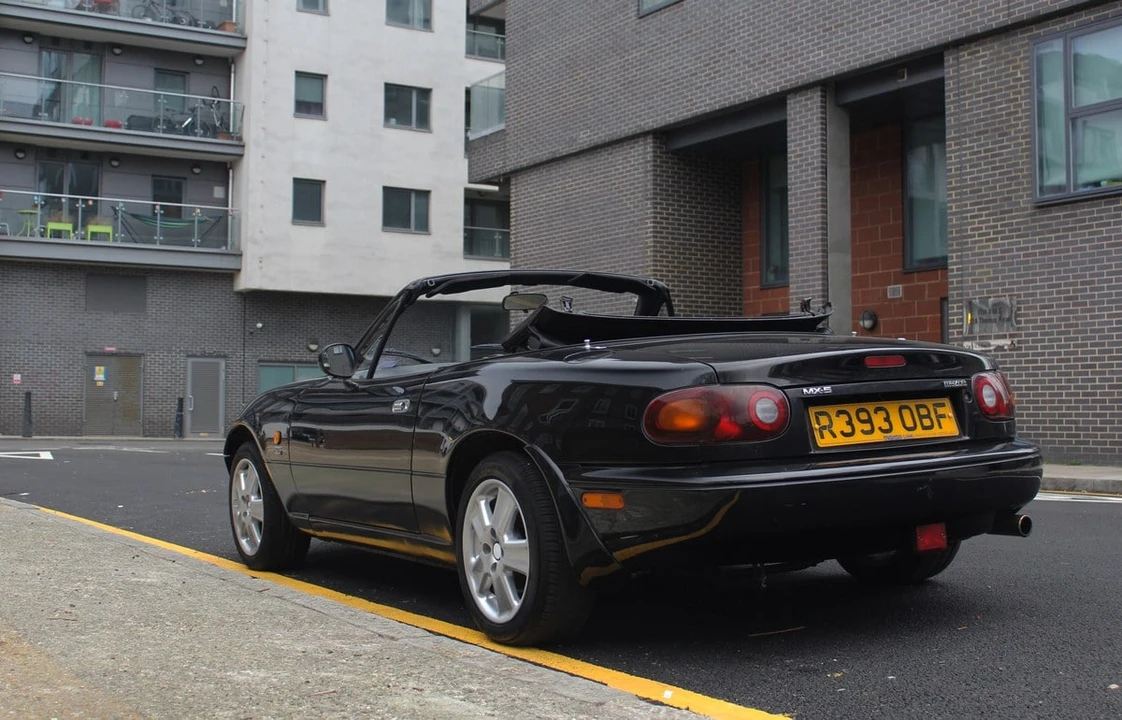 1997 Mazda NA MX-5 Miata - Image 9 of 30