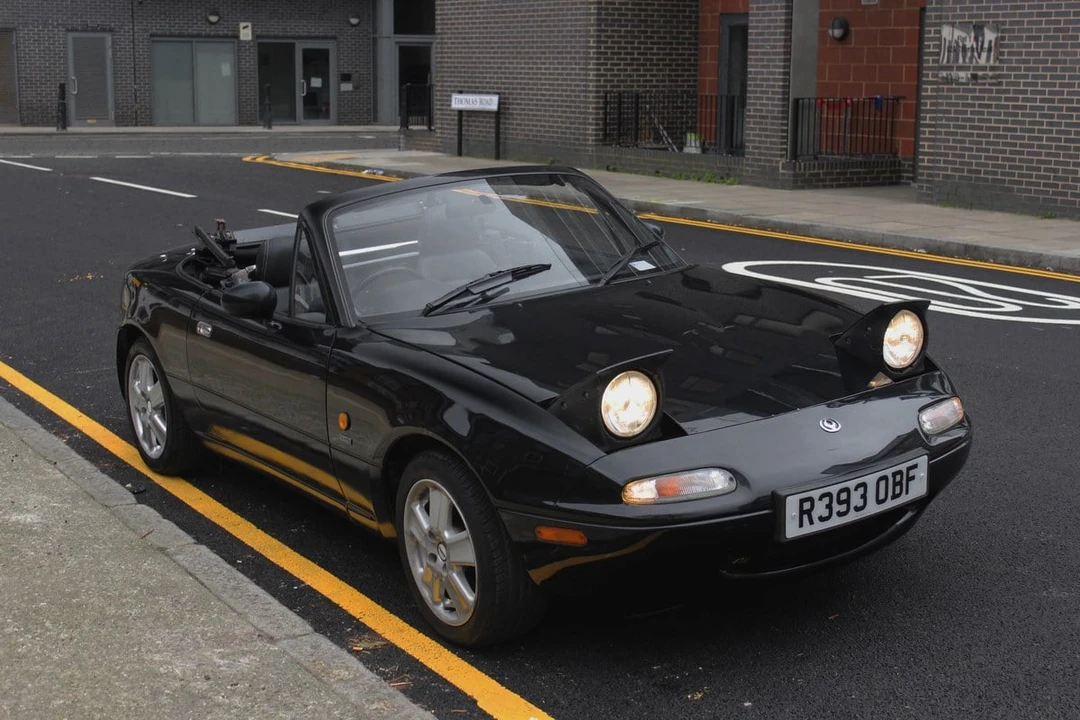 1997 Mazda NA MX-5 Miata - Image 7 of 30