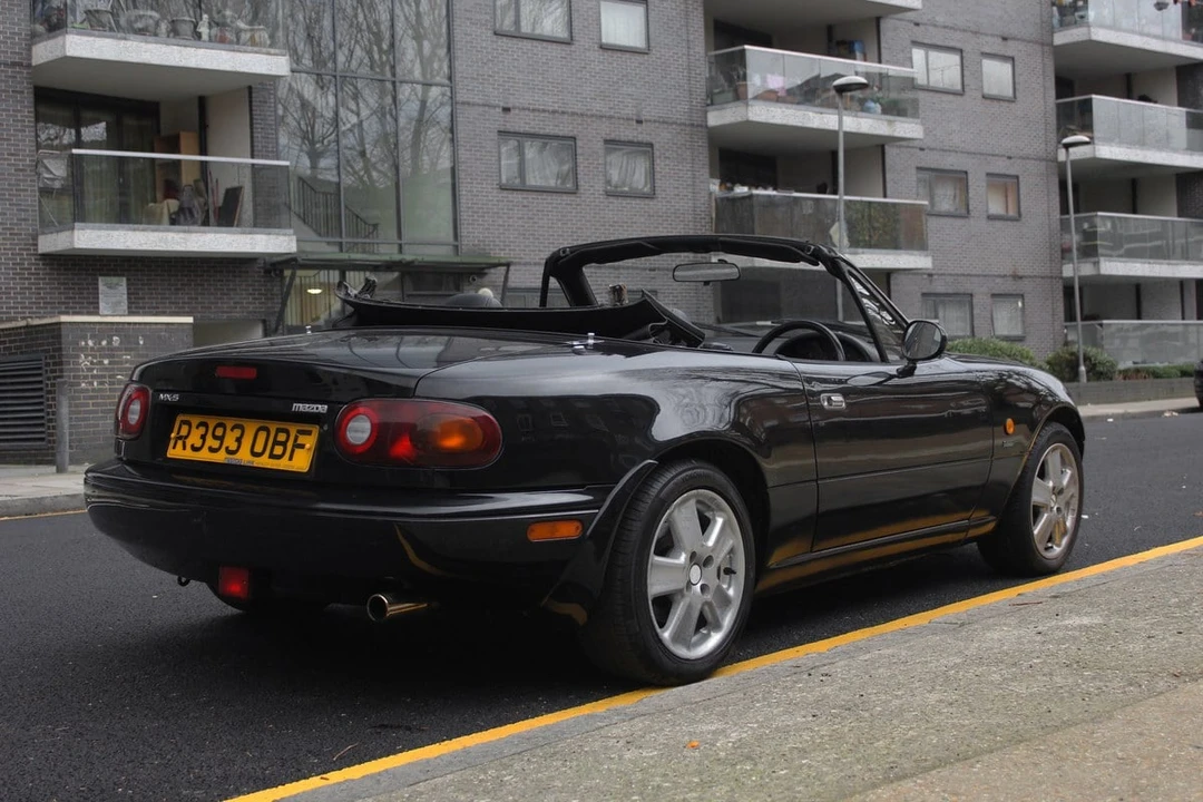 1997 Mazda NA MX-5 Miata - Image 6 of 30