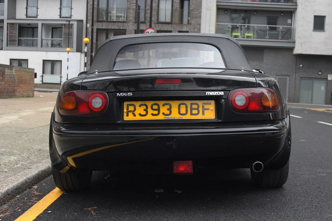 1997 Mazda NA MX-5 Miata - Image 16 of 30