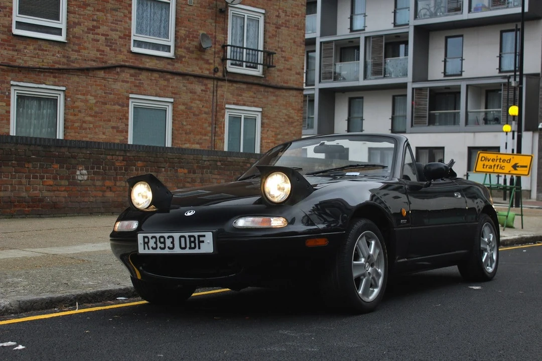 1997 Mazda NA MX-5 Miata - Image 3 of 30
