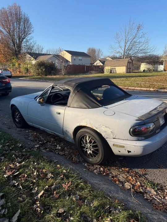 1997 Mazda NA MX-5 Miata - Image 4 of 7