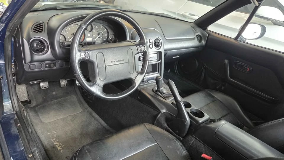 1997 Mazda NA MX-5 Miata - Image 5 of 5