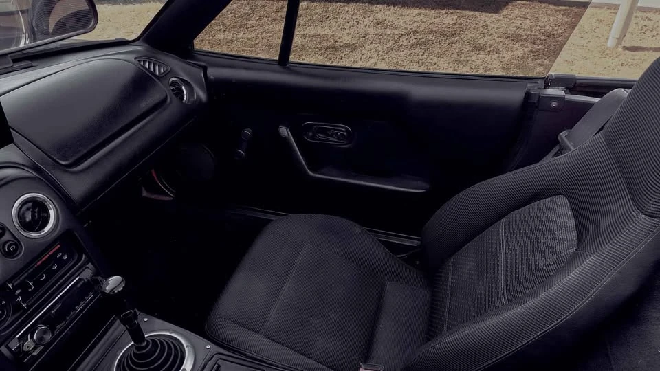 1997 Mazda NA MX-5 Miata - Image 7 of 10