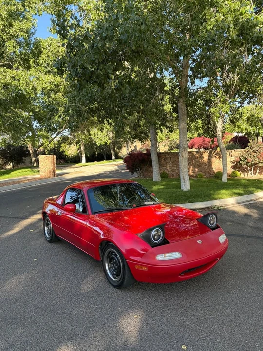 1997 Mazda NA MX-5 Miata - Image 6 of 8