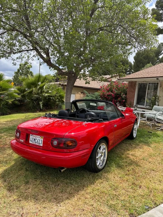 1997 Mazda NA MX-5 Miata - Image 2 of 10