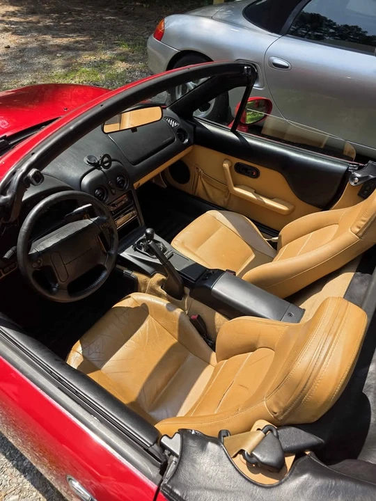 1997 Mazda NA MX-5 Miata - Image 4 of 10