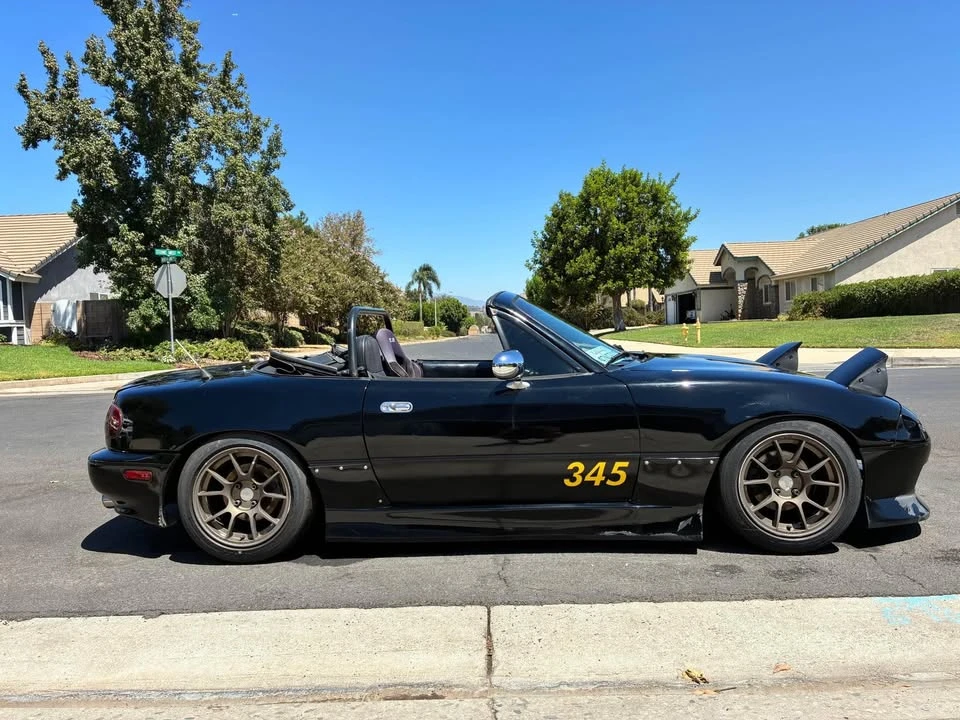 1997 Mazda NA MX-5 Miata - Image 5 of 8