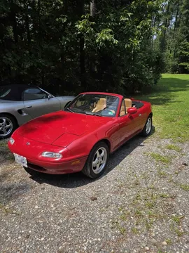 1997 Mazda MX-5 Convertible 2D