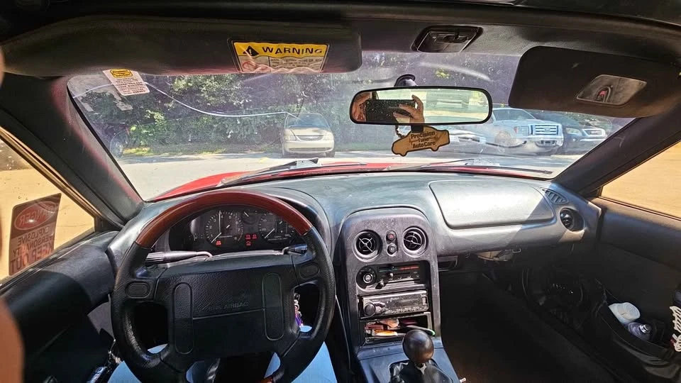 1997 Mazda NA MX-5 Miata - Image 5 of 8