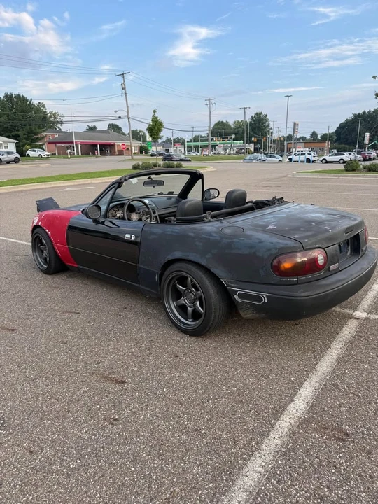 1997 Mazda NA MX-5 Miata - Image 4 of 12