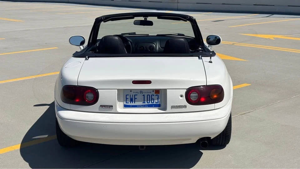 1997 Mazda NA MX-5 Miata - Image 4 of 10
