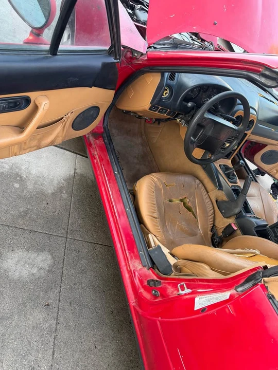 1997 Mazda NA MX-5 Miata - Image 6 of 7