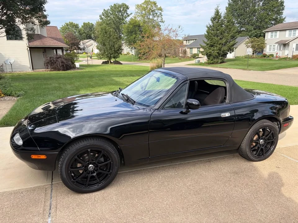 1997 Mazda NA MX-5 Miata - Image 2 of 15