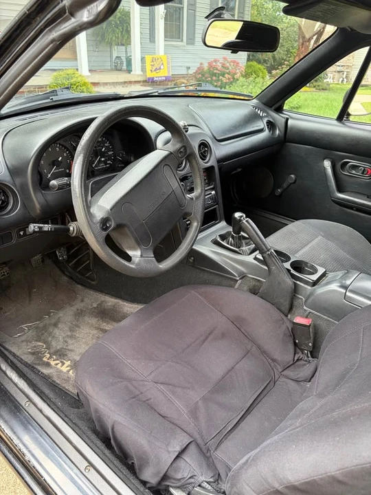 1997 Mazda NA MX-5 Miata - Image 10 of 15