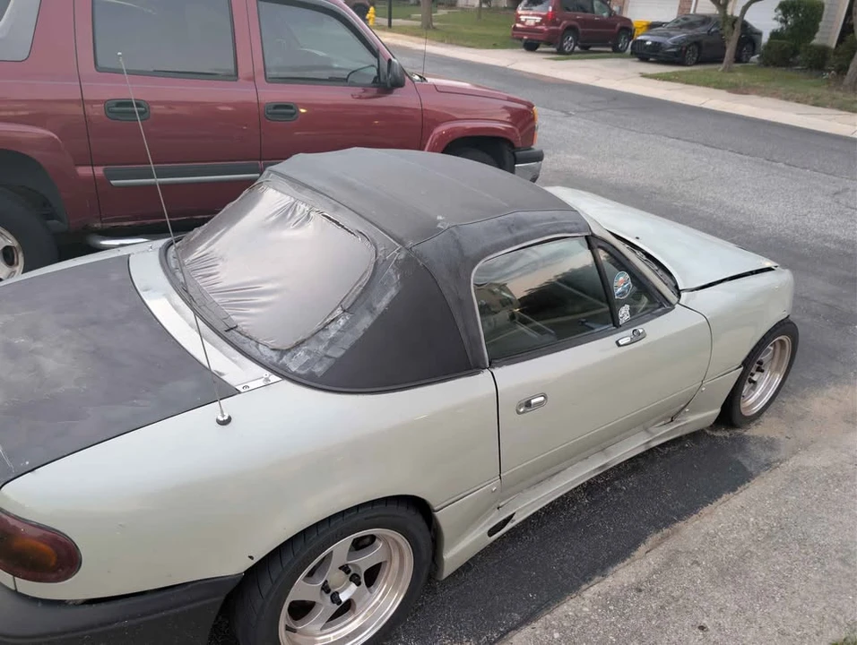 1997 Mazda NA MX-5 Miata - Image 9 of 9