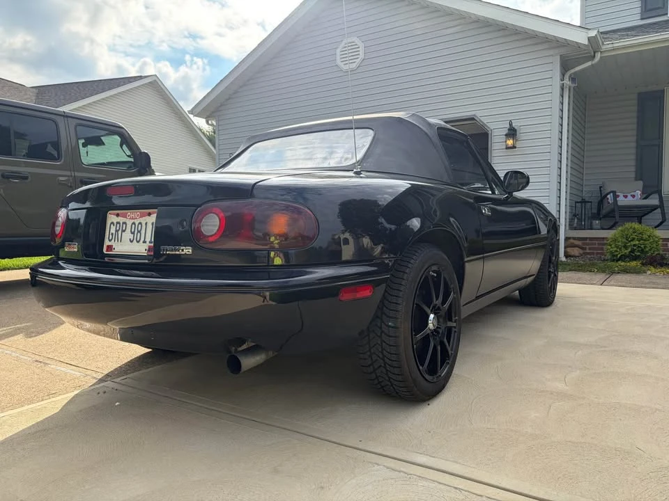 1997 Mazda NA MX-5 Miata - Image 9 of 15