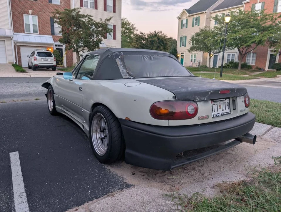1997 Mazda NA MX-5 Miata - Image 4 of 9