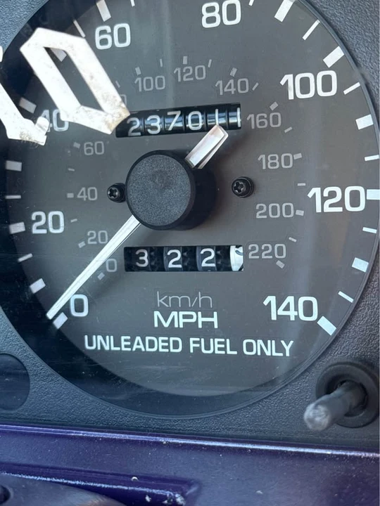 1997 Mazda NA MX-5 Miata - Image 11 of 16