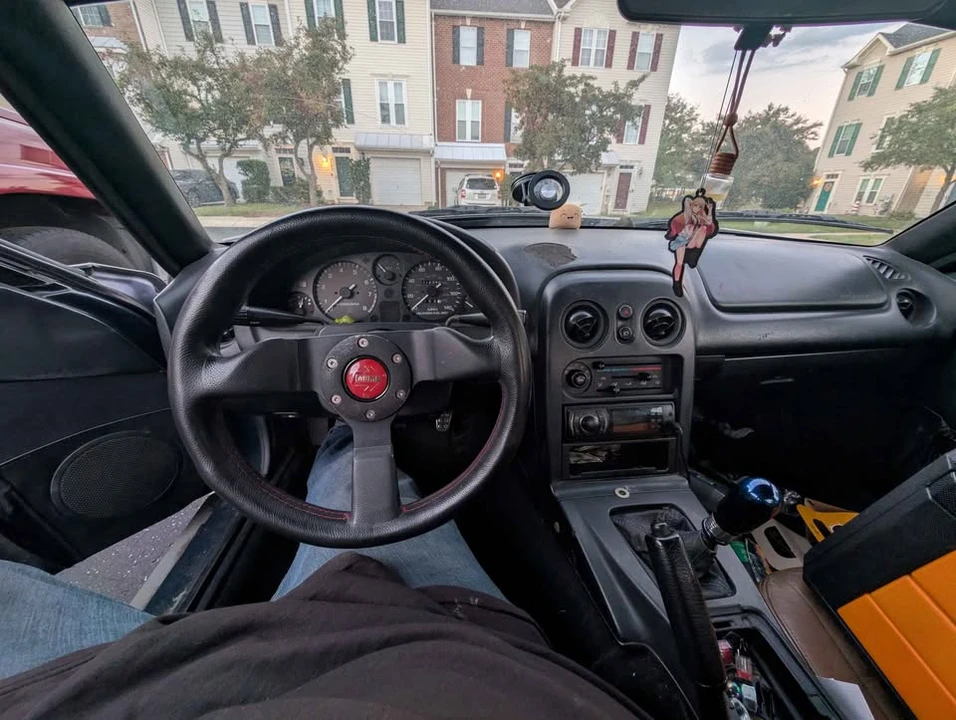 1997 Mazda NA MX-5 Miata - Image 6 of 9