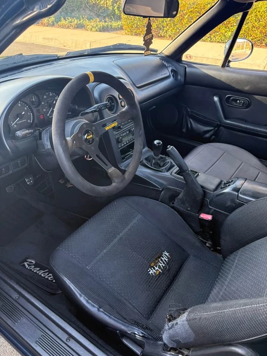1997 Mazda NA MX-5 Miata - Image 6 of 8